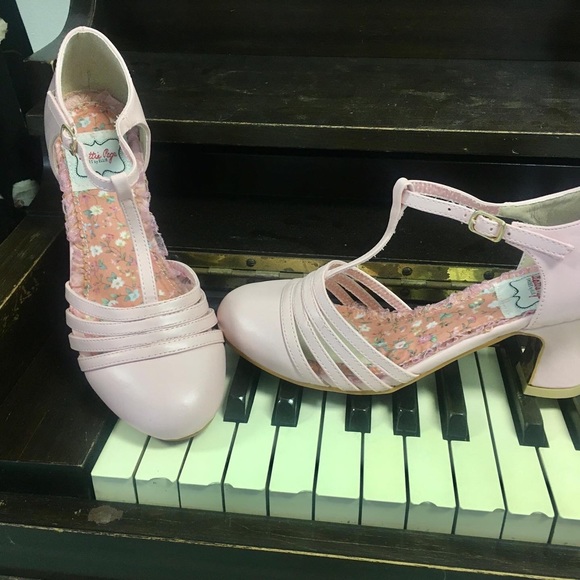 Lucy T Strap Heel Pink - Picture 4 of 10